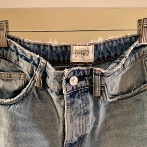 Zara High Waisted Straight Leg Denim w/ Raw Hem
